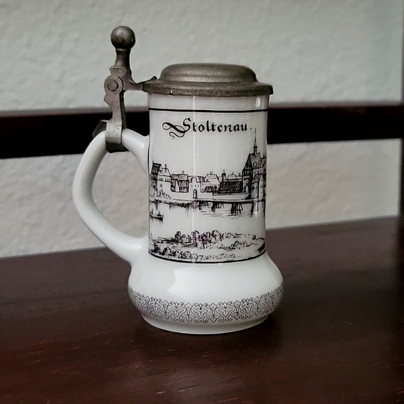 3 piece German Stein Set - Picture 2 of 9